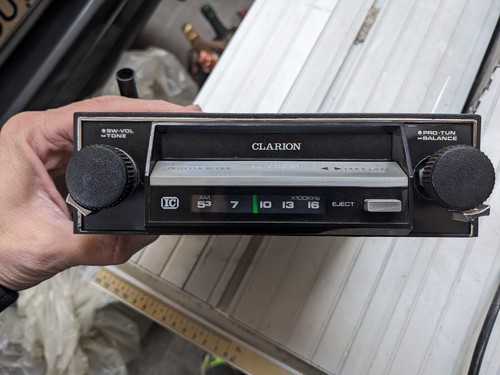 Clarion 651 mai montata - 651,
