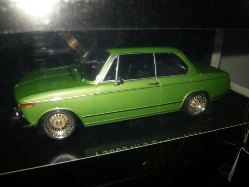 Bmw 2002 tii - 1:18,