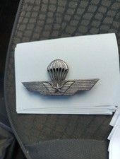 SPILLA  MOSTRINA METALLO BREVETTO PARACADUTISTA MILITARE