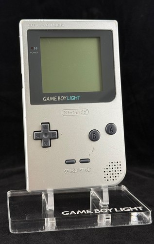 Nintendo gameboy light - nintendo,