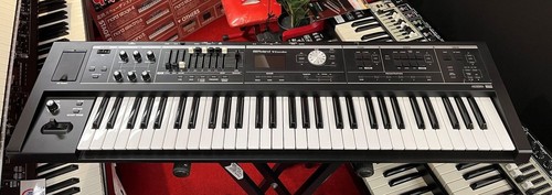 Roland combo 61 - v-combo,