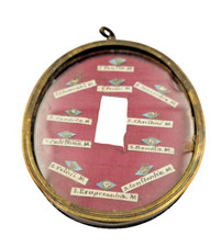 RELIQUAIRE RARE MEDAILLON 11