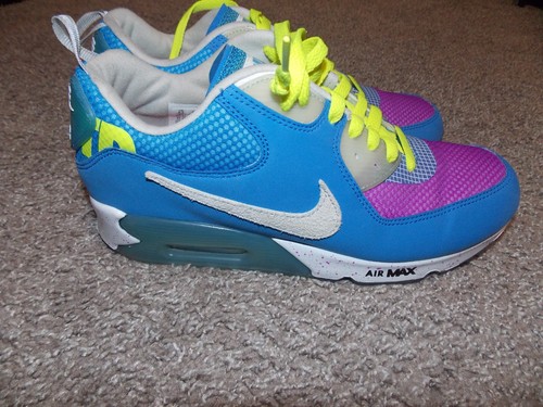 Size undefeated x nike - size, 9.5
