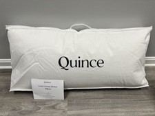 Cuscino piumino d'oca Quince Luxe nuovo senza etichette King rigido/extra rigido