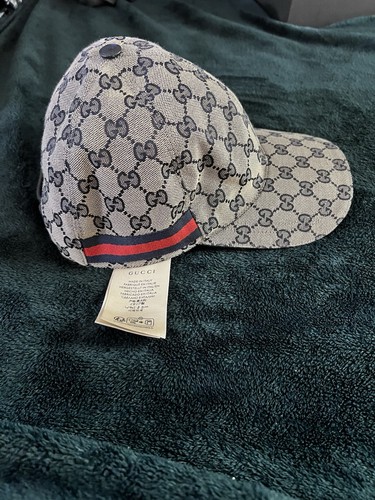 Brand new authentic gucci - brand,
