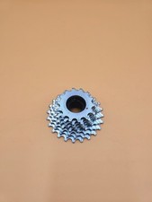 NOS NUOVO Regina Extra corona