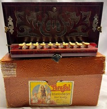 Antico Usato Fisarmonica Ludwig Parsifal Melodeon scatola originale! Raro! Bellissimo
