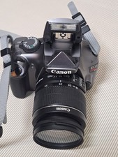 Kit fotocamera reflex digitale