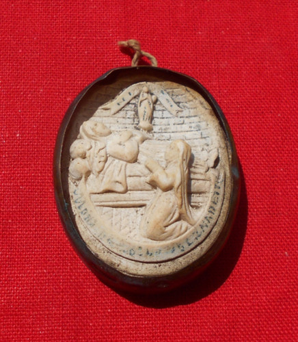 Médaillon reliquaire mort - médaillon,