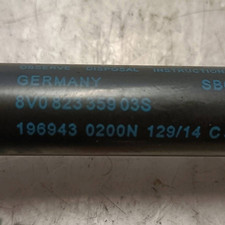 Asta ammortizzante cofano ant.  AUDI A3 (8V) 1.8 TFSI (132Kw)S-tronic Ber