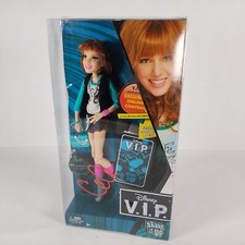 Bella Thorne CeCe Jones Shake