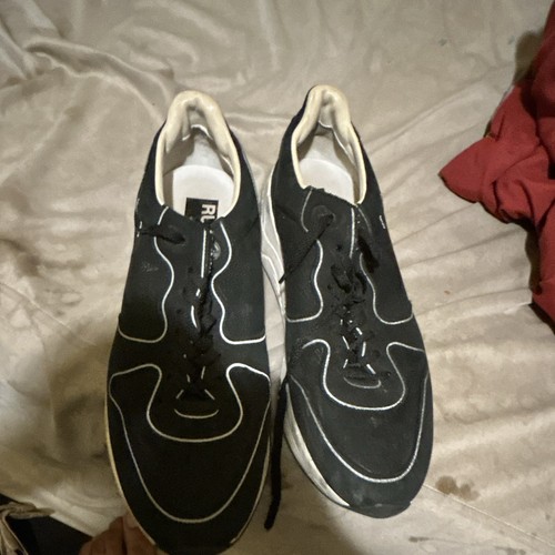 Golden goose - golden,