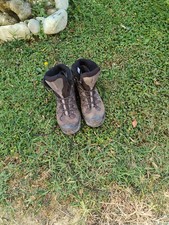 scarponi da montagna usati in buono stato 155