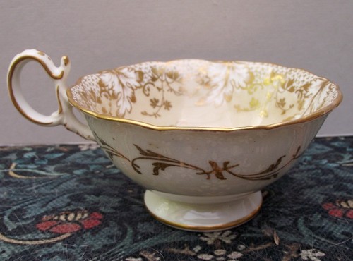Early spode cup 517 - 517,
