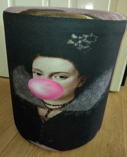 Pouf sgabello piedi tondo