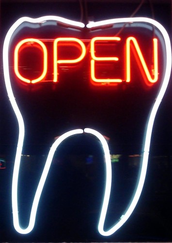 Insegna neon dentista - insegna,