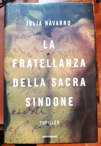 Julia navarro la fratellanza - julia,