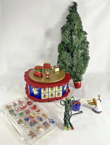 Avon christmas coming - avon,