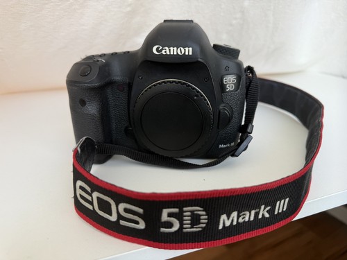 Canon eos mark iii body - mark,