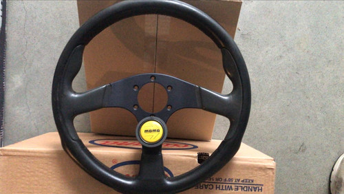 Volante momo originale razze - volante,