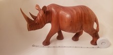 Scultura rinoceronte in legno
