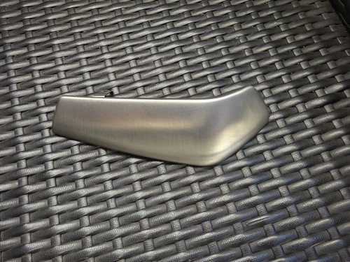 Cache radiateur droit cover - cache-radiateur,