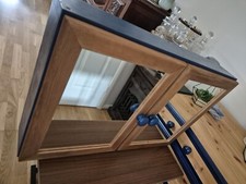 Armadio portaoggetti con ante a specchio