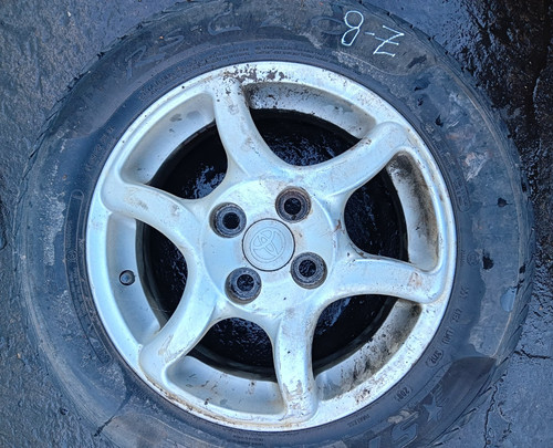 Toyota yaris borchie - yaris, 4