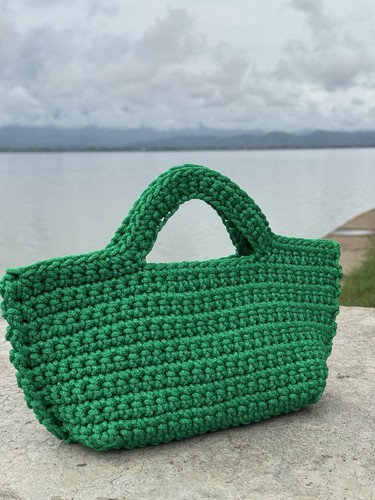 Borsa tracolla all - tracolla, all'uncinetto