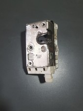 Iveco Eurocargo 2002-2009 Anno Rhd Anteriore SX Porta Elettrico Blocco Originale