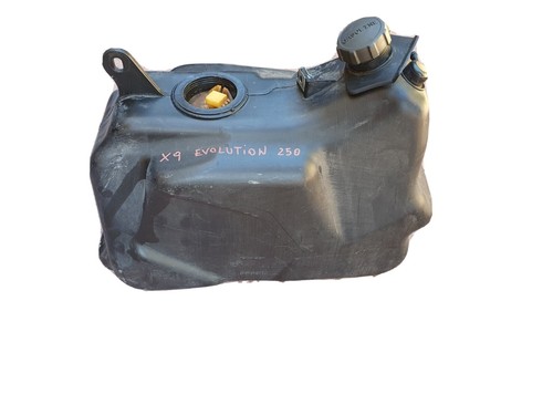 Serbatoio carburante benzina - serbatoio, carburante/benzina