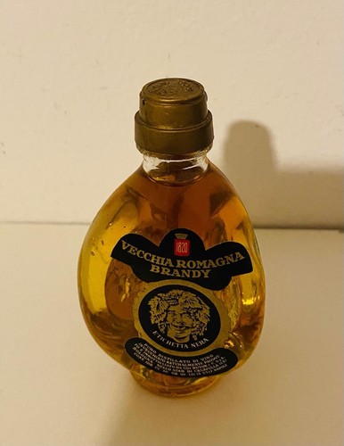 Brandy vecchia romagna 1820 - romagna,