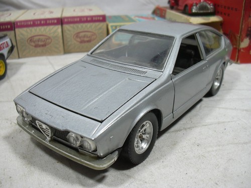 Bburago burago 80 alfa - '80,