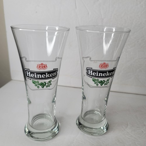 Set two heineken 20oz - of,