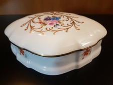 BOMBONIERA PORTAGIOIE 1950 PORCELLANA LIMOGES CASTEL FRANCE DIPINTO A MANO E ORO