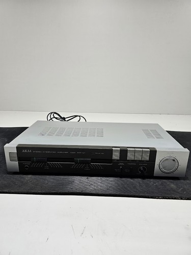 Akai stereo - am-u1,