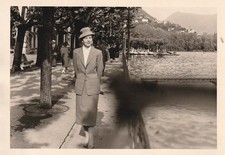 Foto Schöne Frau im feinen