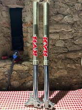 Forcelle Kayaba 48 Tarate Motard Di Derivazione Tm Con Piedino Radiale Da 100mm