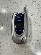 LG VX5200 Silver Flip Phone