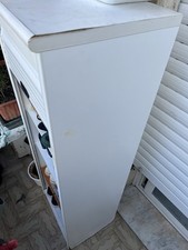 Scarpiera Bianca Interno Esterno Con Tendina Scorrevole Chiusura Usata AFFARE