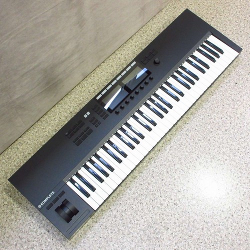 Native instruments controllo - instruments,