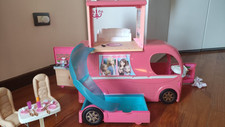 camper di Barbie completo di