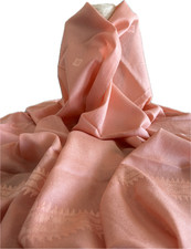 Elegante stola rosa chiaro