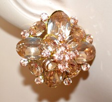 Orecchini donna fiore lobo