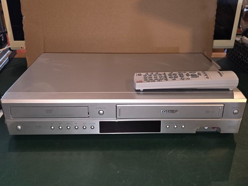 Combo magnétoscope vhs - magnétoscope, vhs/dvd