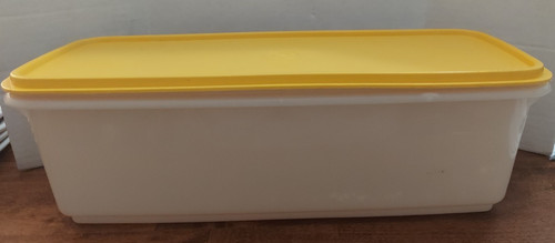 Vintage tupperware bread - vintage,