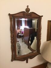 SPECCHIO IN NOCE IN STILE BAROCCO CON CIMASA E COLONNINE anni '70 VINTAGE