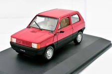 Modellino auto scala 1:43 Fiat Panda rosso Norev diecast modellismo collezione