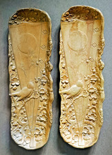 Coppia di Antichi Vassoi