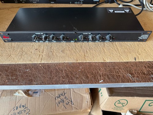 Dbx 223xl stereo vie mono - dbx, 2
